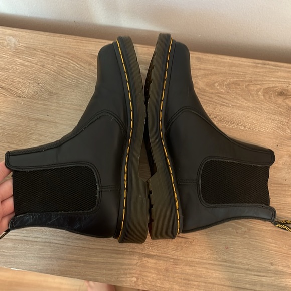 Dr. Martens 2976 Chelsea Boot - Women's,size 7 US , 5 UK , 38 - Picture 16 of 16
